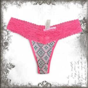 NWT Victoria’s Secret Pink Lace Waist Heart Print Low Rise Thong S Rare